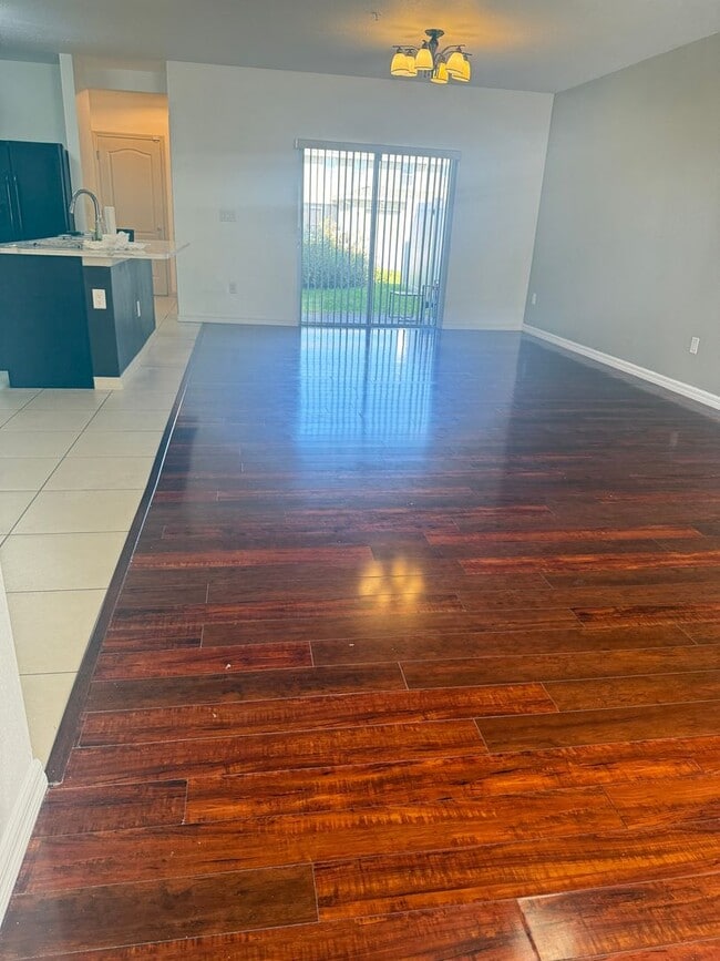 Photo - Townhome Available - Saint Cloud, FL -  3 ...