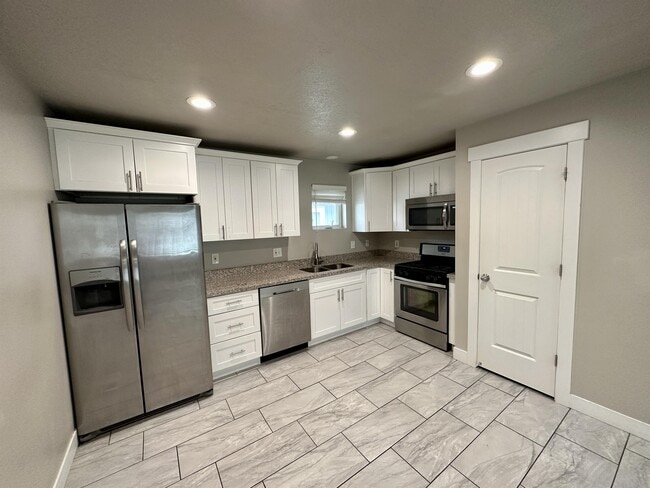 Photo - 2275 S 600 E House