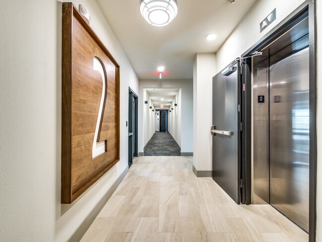 Henley Riverside Apartments Austin, TX