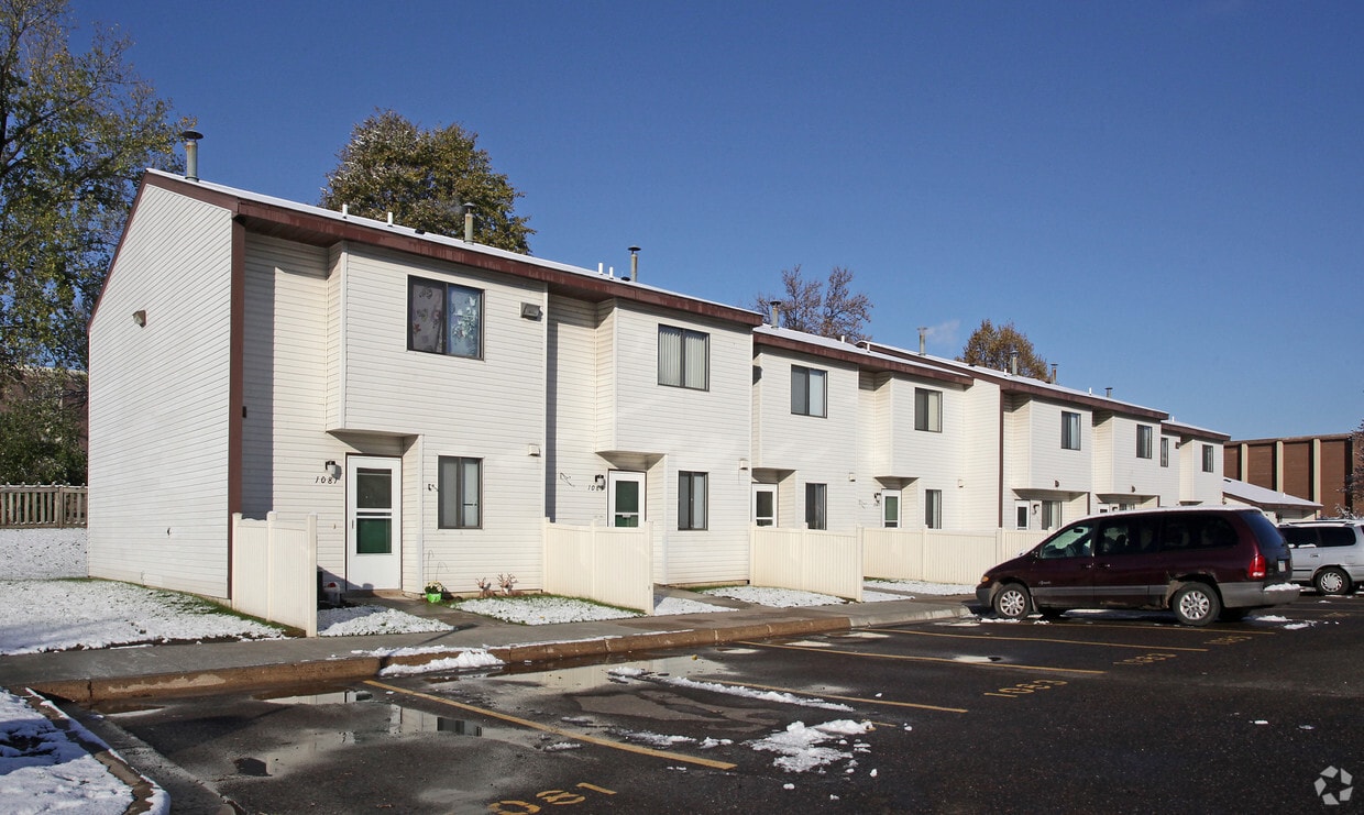 Primary Photo - Vadnais Highlands Townhomes