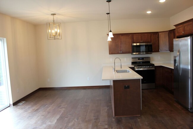 Dining & Kitchen - 9019 W Stuth Ave