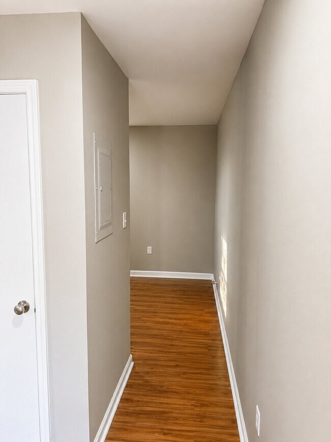 Foto del edificio - 306 Spangler Dr