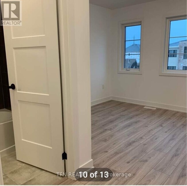 Photo du bâtiment - 25 Pumpkin Cor Cres