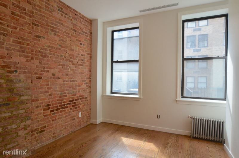 Building Photo - 116 E 55th St