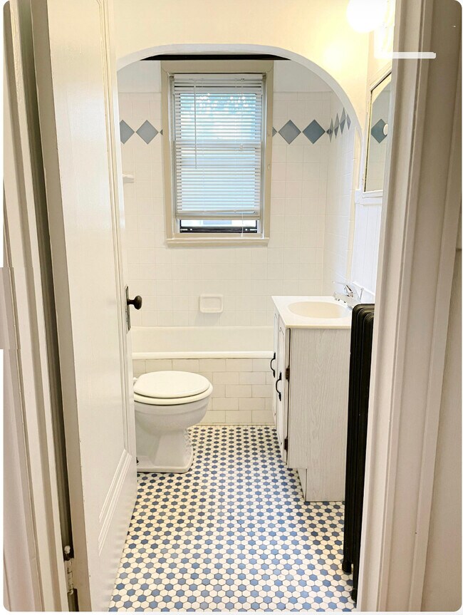 Virginia Apartments Apartments in Royal Oak, MI