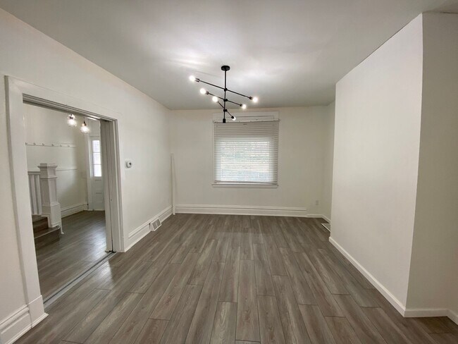 Building Photo - Beautiful 3 Bed/2 Bath Home in Arlington -...