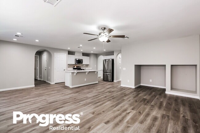 Building Photo - 5213 N Concho Heights St