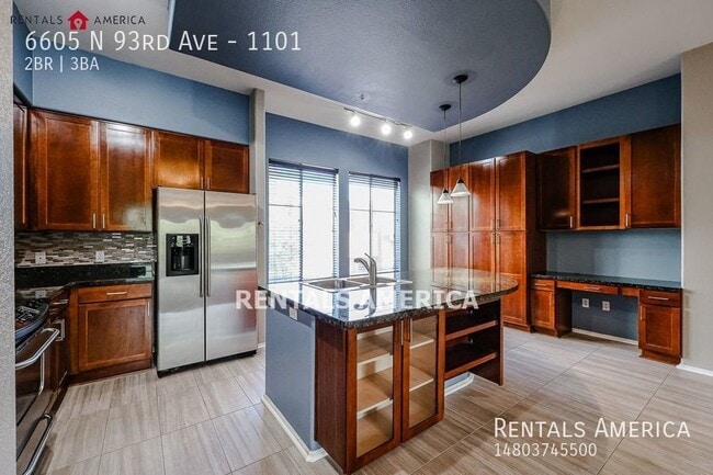 Building Photo - 6605 N 93rd Ave #1101