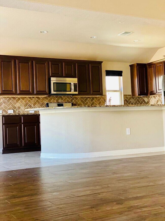 Foto del edificio - 2604 Windview Ln