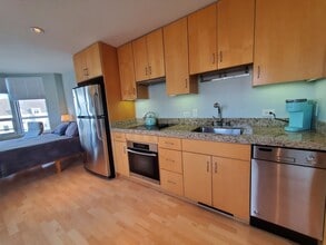 Building Photo - 750 Van Ness Ave