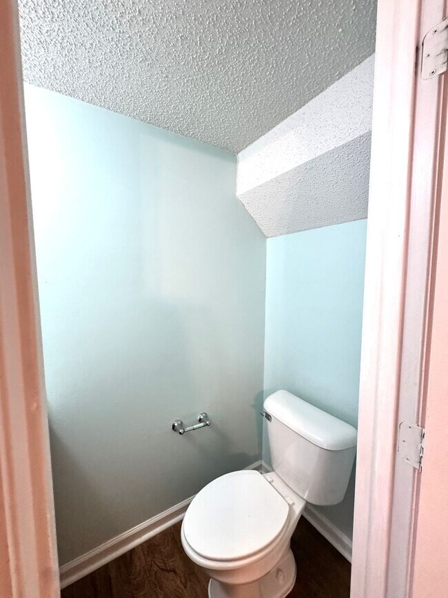 Foto del edificio - 2BR/2.5 Bath Townhome Minutes to Camp Lejuene