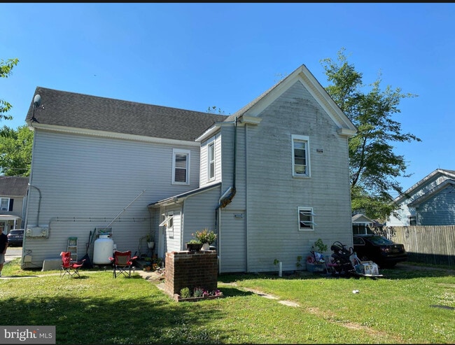 Building Photo - 211 Greenridge Rd