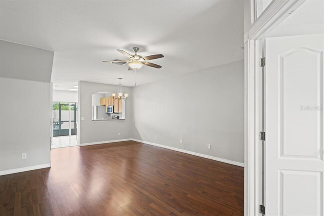 Building Photo - 16215 Swan View Cir
