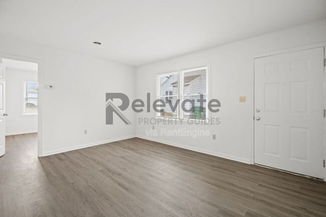 Building Photo - 402 Dupuy Ave