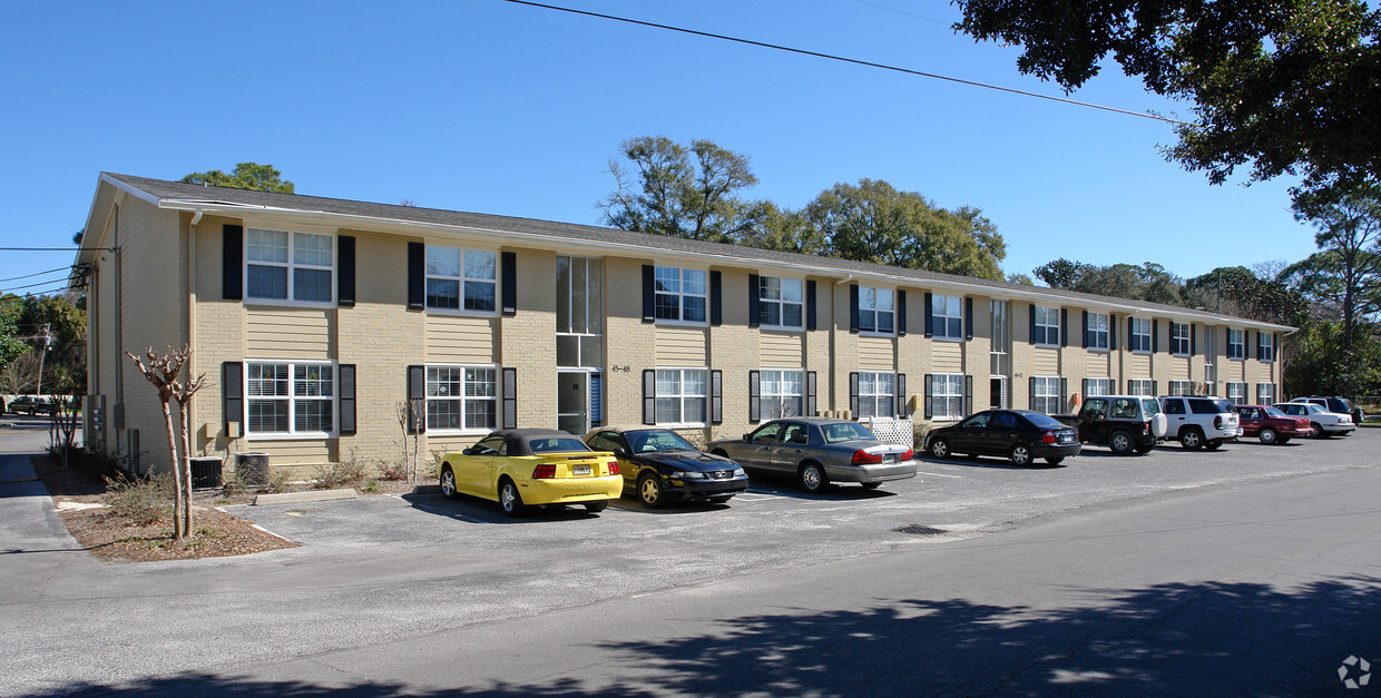 Primary Photo - Pelican Bay Apartment Homes