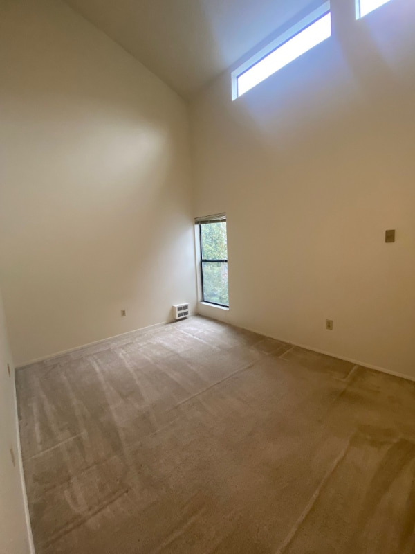 Building Photo - 1139 17th Ave