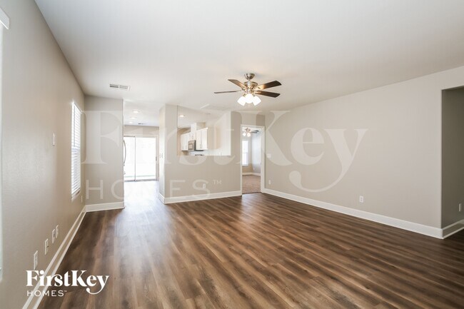 Foto del edificio - 7720 W Prosperity River Ave