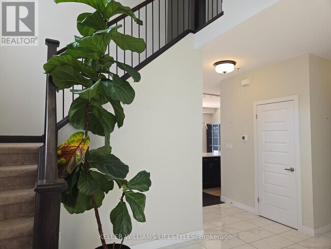 Photo du bâtiment - 1722 Applerock Ave