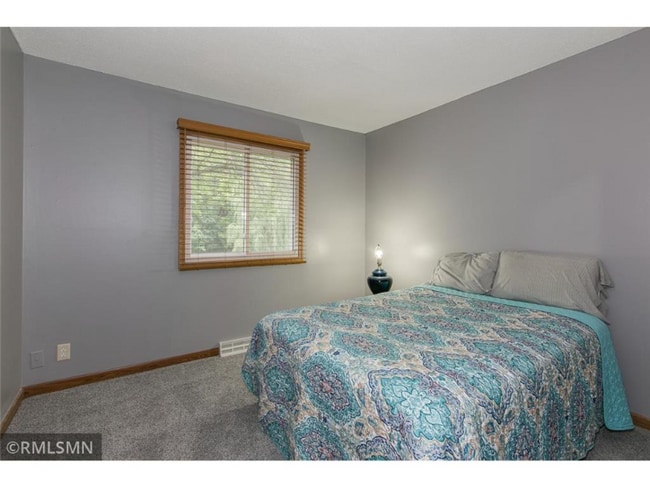 Building Photo - 4826 Grenwich Way N