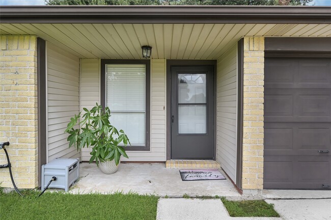 Foto del edificio - 10007 Oakmont Dr