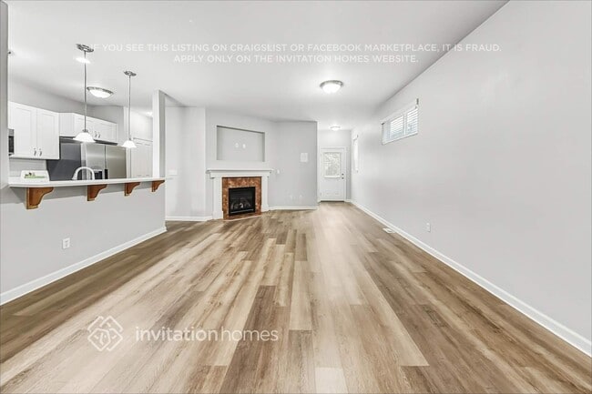 Building Photo - 7624 Kodiak Ave NE