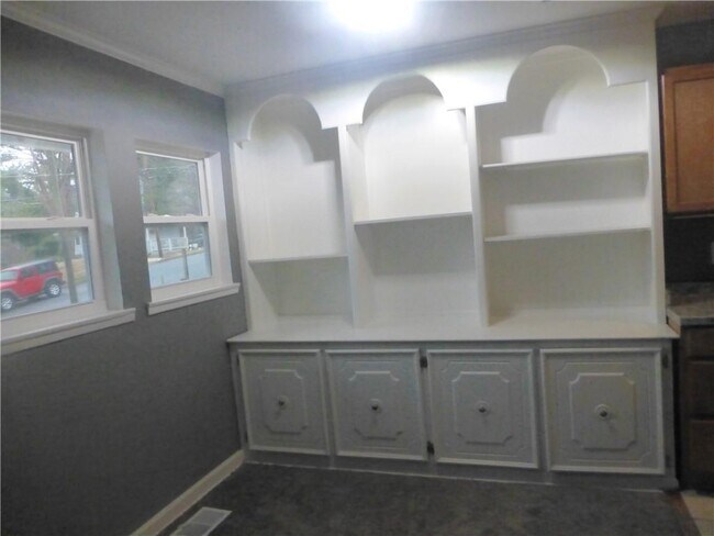 Foto del edificio - 2212 Addison Pl NW