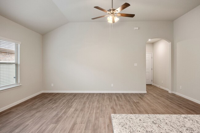 Building Photo - Brand New in New Braunfels!!!