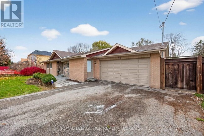 Building Photo - 52 Elizabeth Dr