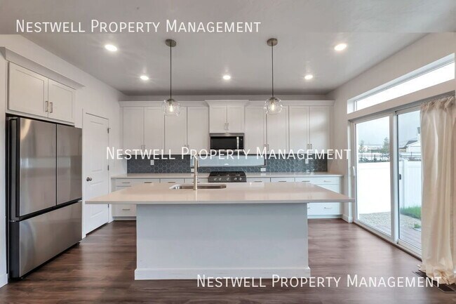 Building Photo - 42 E Meandering Way