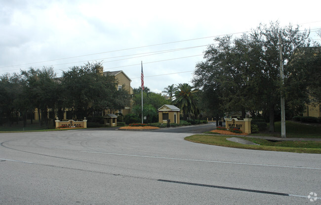 The Meadows Apartments - Saint Petersburg, FL | Apartments.com