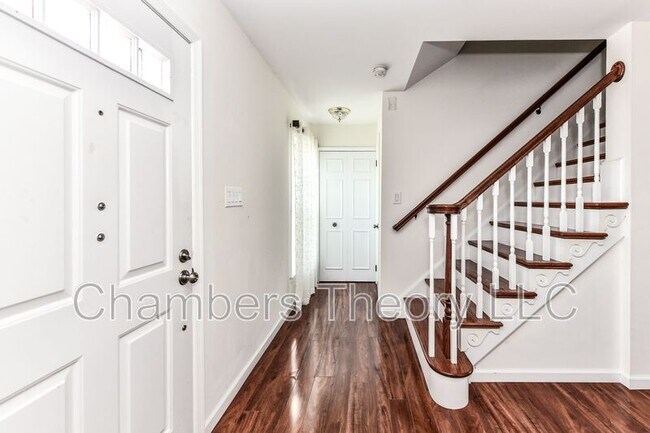 Foto del edificio - 14507 William Carr Ln