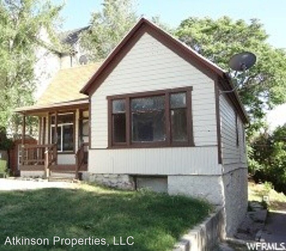 Primary Photo - 567 27th St