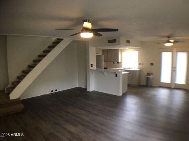 Foto del edificio - 8634 S 51st St