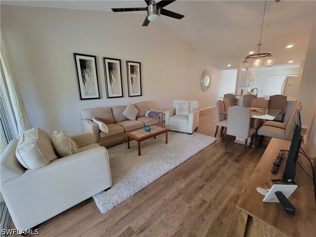 Foto del edificio - 4950 Deerfield Way
