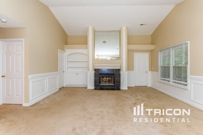 Building Photo - 11115 Atrium Way Matthews NC