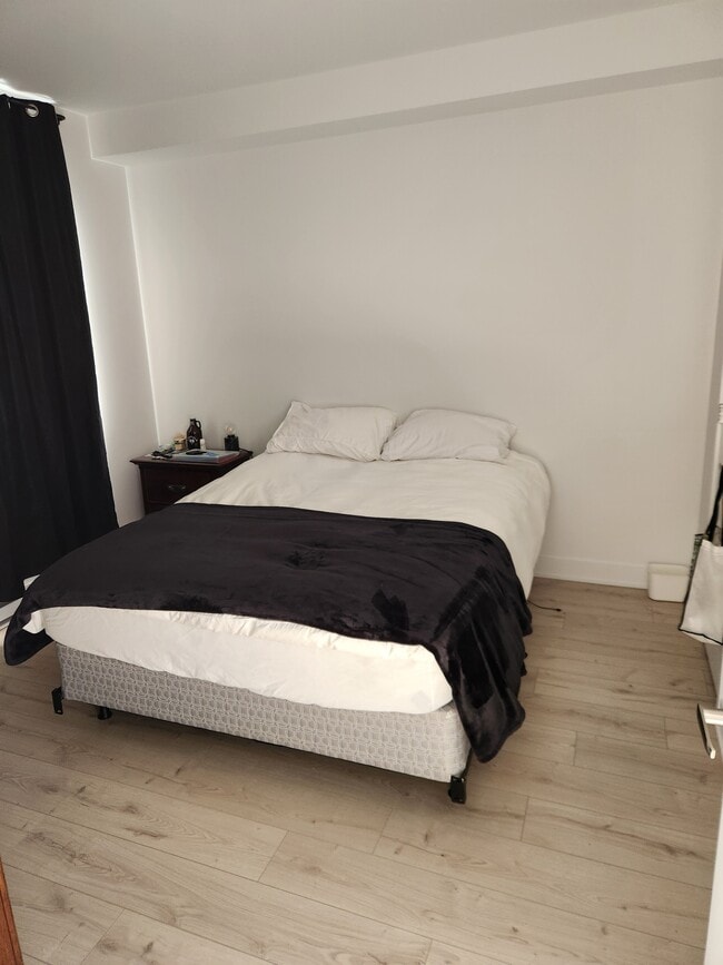 Building Photo - 12065 Rue de Blois