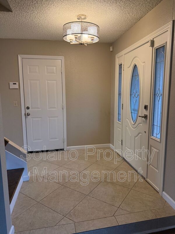 Foto del edificio - 184 Gentry Cir