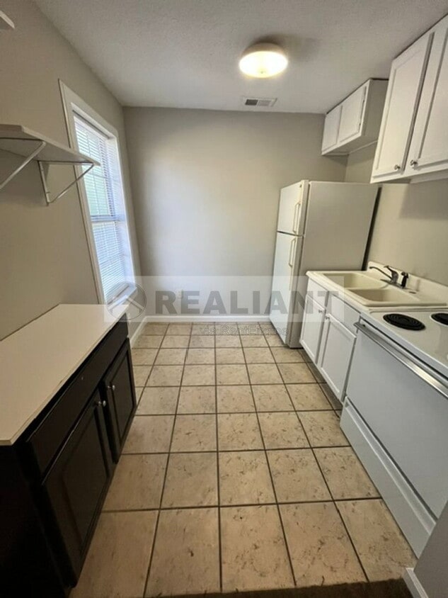 Photo - 405 North Lexington Avenue