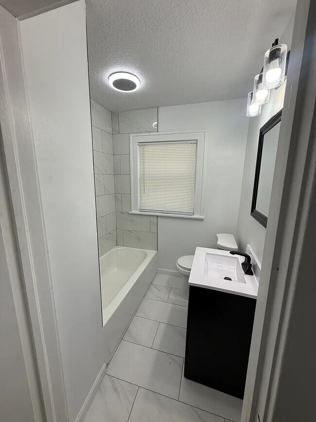 Foto del edificio - 6210 Harrison St