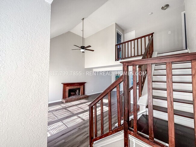 Photo - 3811 O B Crowe Dr House