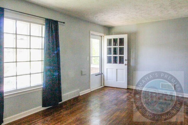 Foto del edificio - 3305 N 55th St