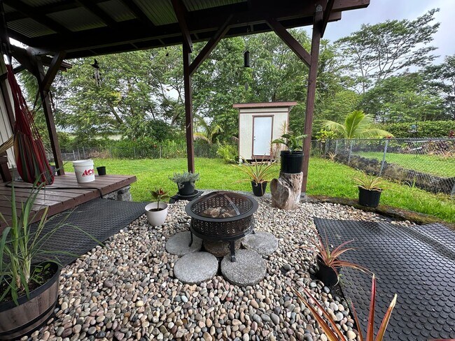 Foto del edificio - Furnished 3 Bedroom / 2 Bath Home