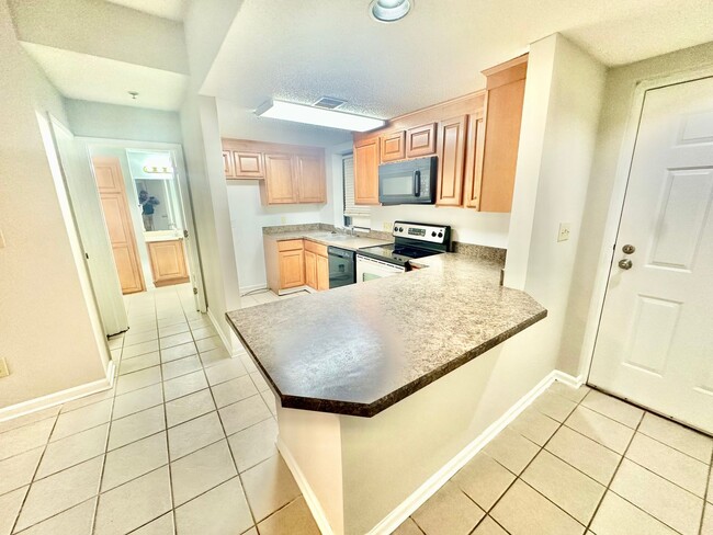 Photo - 211 Heritage Blvd House