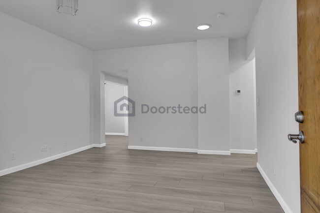 Foto del edificio - 7016 16th Ave SW
