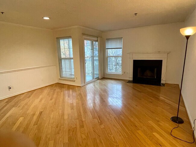 Foto del edificio - 1524 Lincoln Way