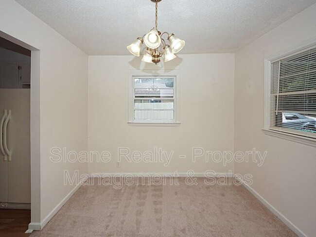 Foto del edificio - 1520 N Avalon Cir