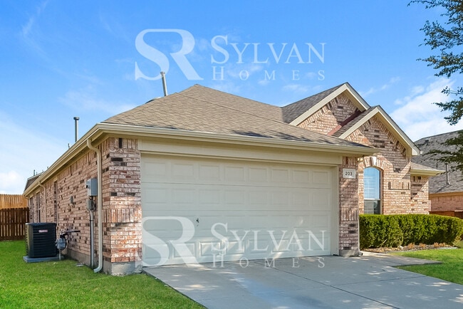 Building Photo - Lease today! No extra charge for contentment and relaxation!