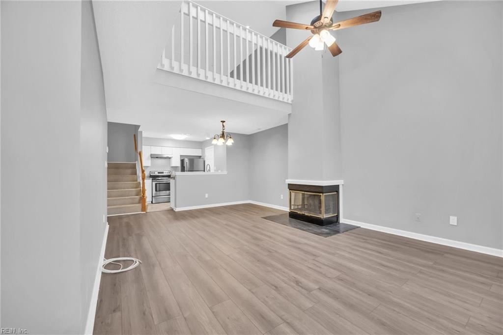 Primary Photo - 413 Lees Mill Dr