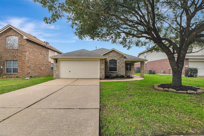 Building Photo - 18902 Knobby Oaks Pl