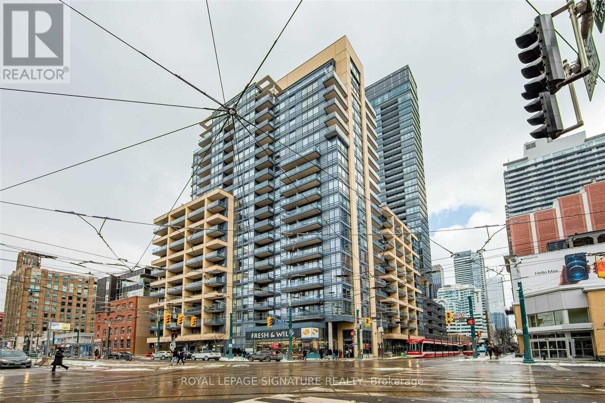Photo principale - 438-1438 King St W